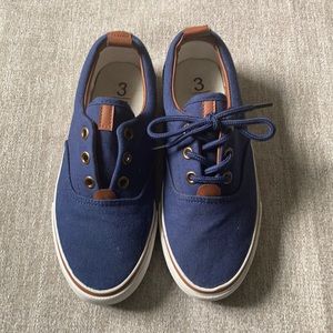 Shoe Shox boys canvas shoes Size 3 NWOB